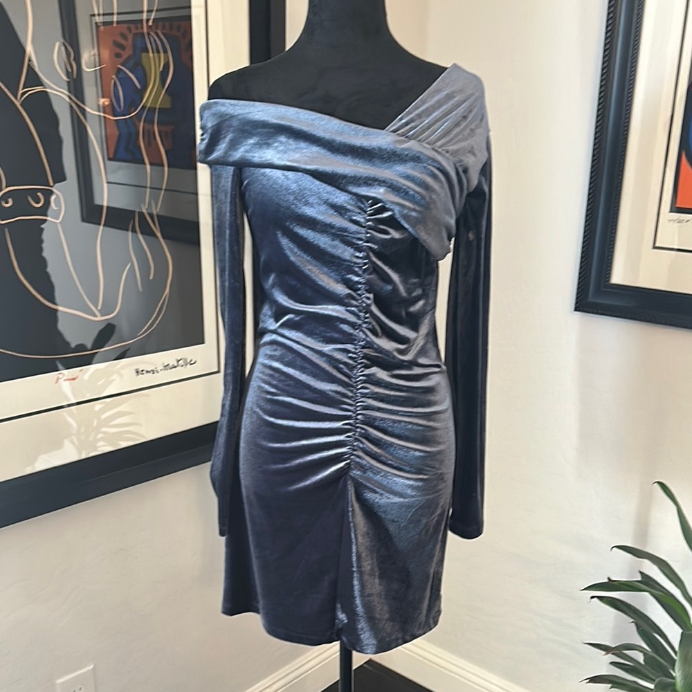 Elegant Off-Shoulder Blue Dress